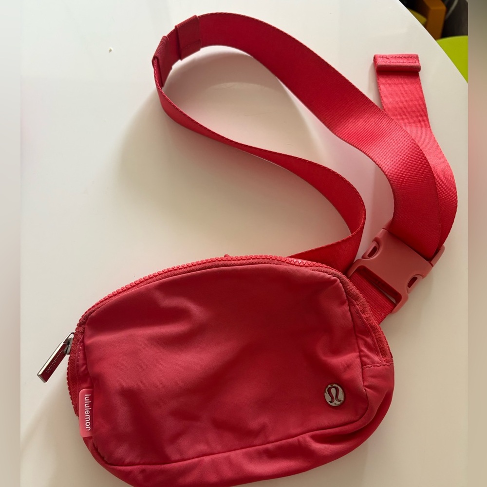 Lululemon Coral Everyday Belt bag